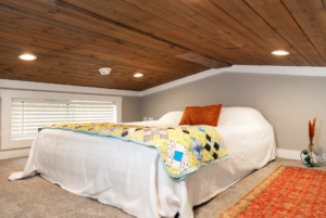 large loft space can be used as an additional bedroom, storage or even a working space.