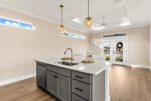 kitchen island and high quality finishes