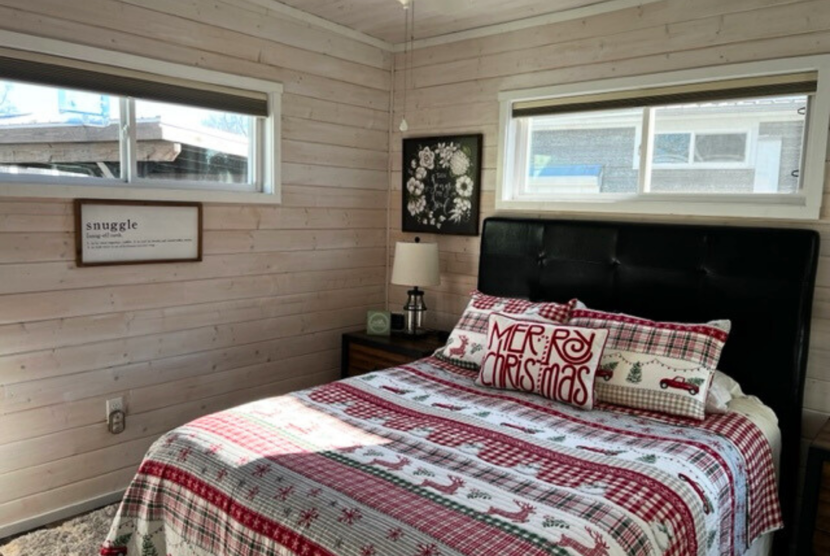 bedroom of resale 64 Highland Hollow Lane