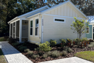 Lovely cottage home with driveway and preserve view