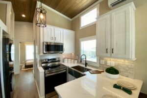 fully equipped kitchen