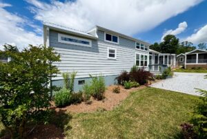 side view of tiny home