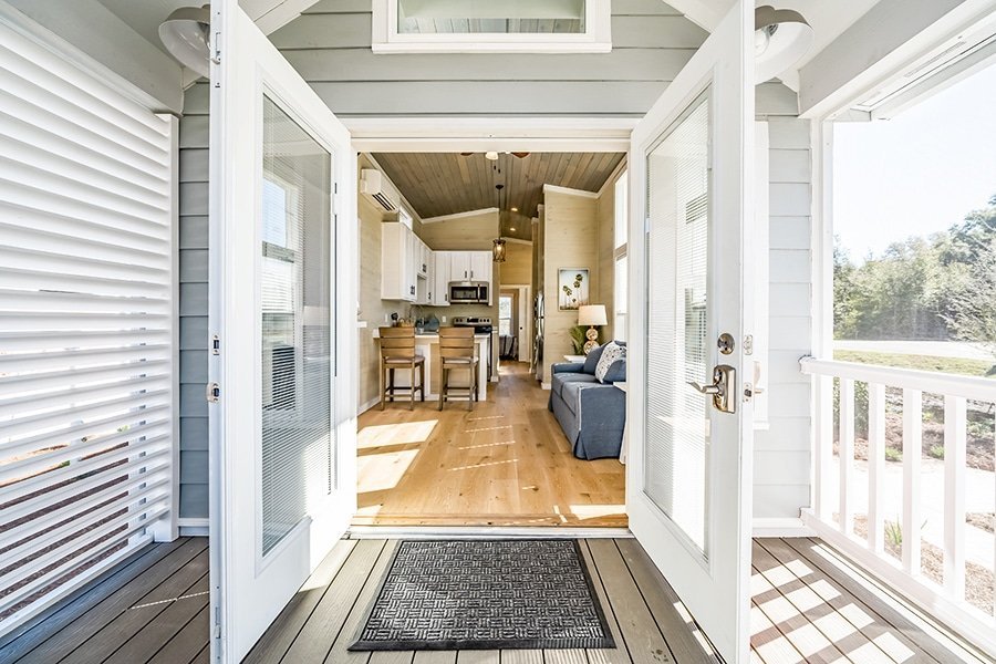 Clayton_Homes_The_Alexander_Patio_9265-1_edited_900px Clayton_Homes_The_Alexander_Patio_9265-1_edited_900px