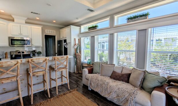 12063 Lakeshore Way - Living room & Kitchen